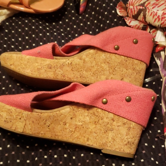 Wedges - Picture 2 of 2
